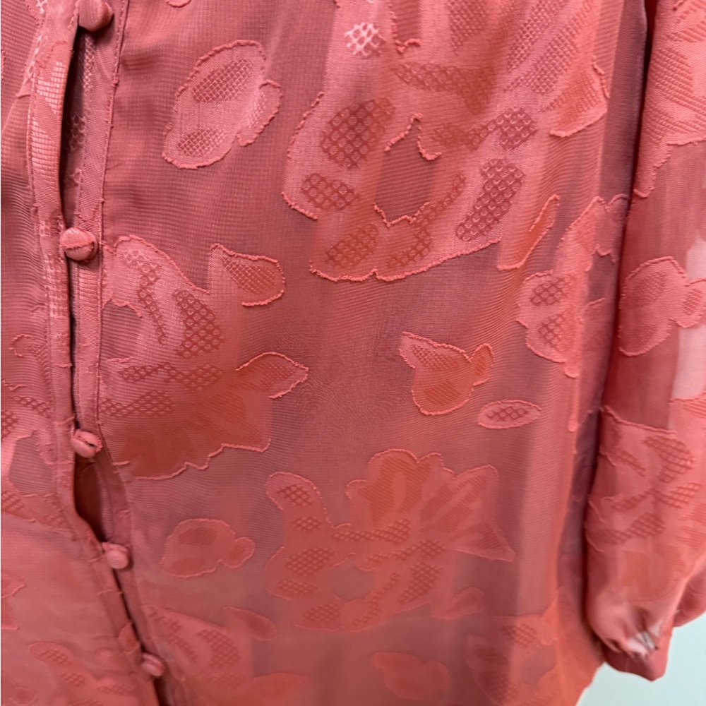 Lauren Conrad blouse - Picture 3 of 5